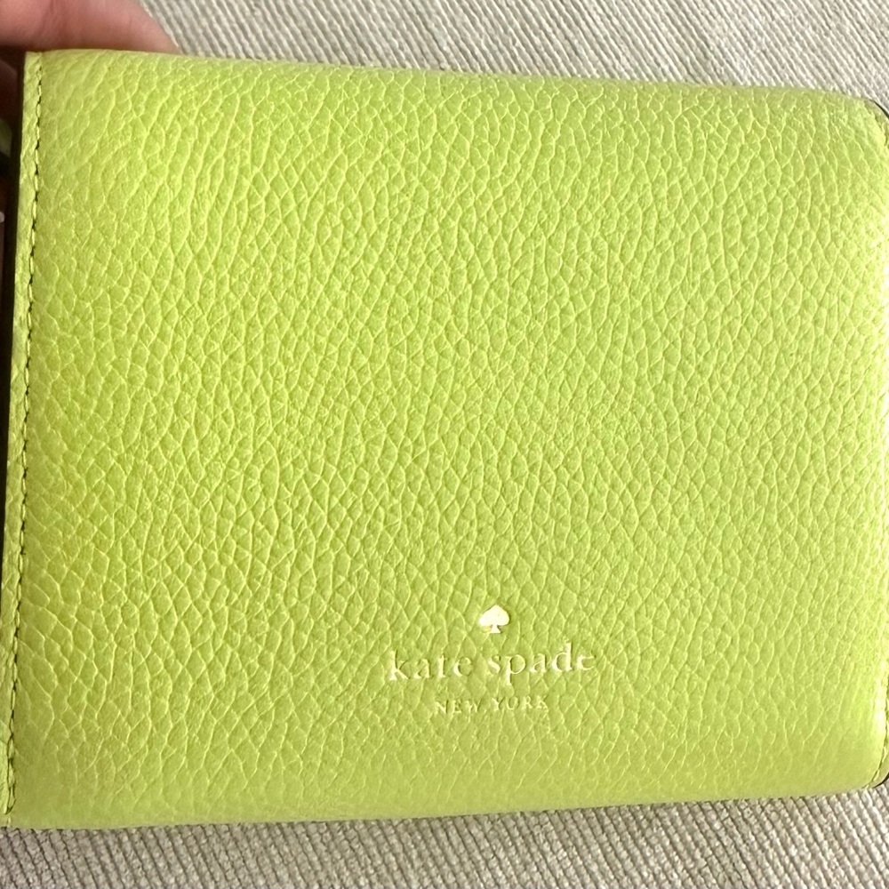 Kate Spade Chartreuse Leather Accessory - Picture 4 of 7